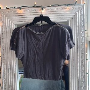 Zipper off the shoulder shirt